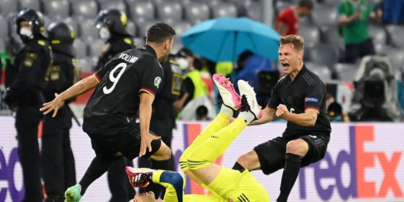 Chuyên gia nhận định bóng đá chi tiết phân tích